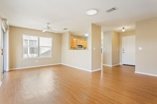 Building Photo - 121 Plover Pass