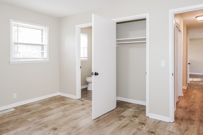 Building Photo - 2207 Pisgah Cir NW