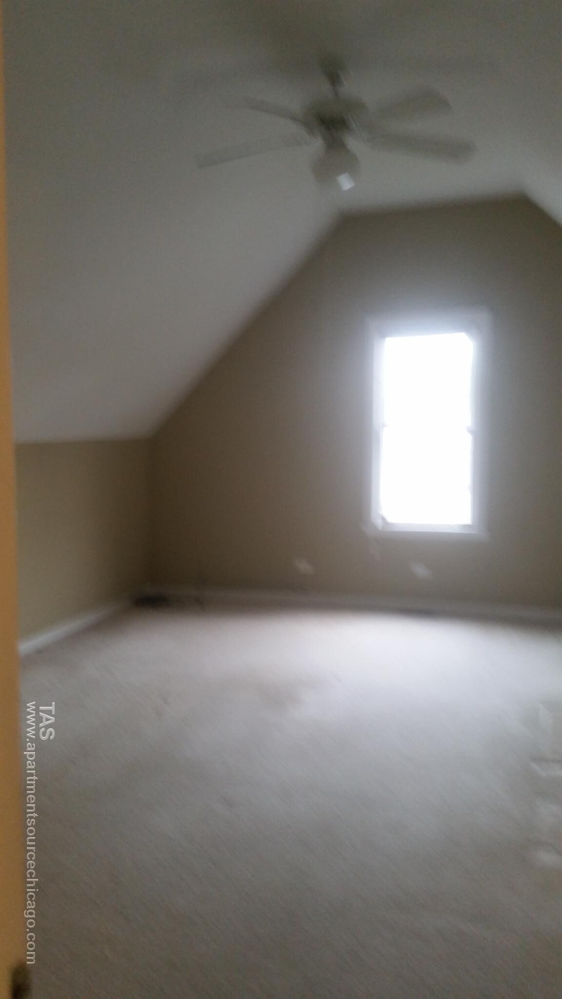 Building Photo - 1341 W Fletcher St