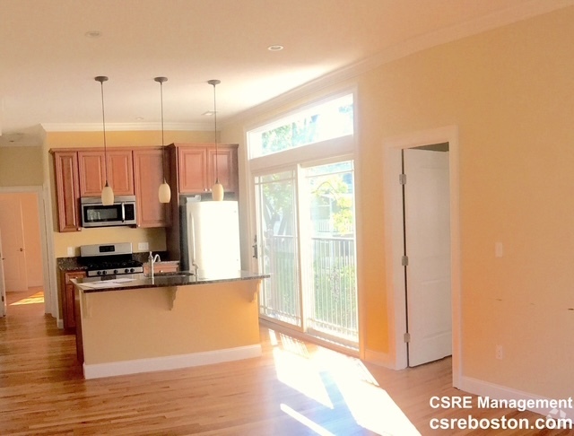 Building Photo - 77 Beechcroft St