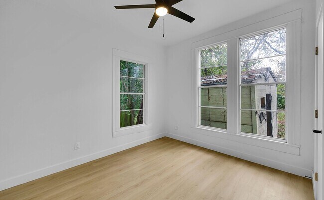 Building Photo - Newly Remodeled 4BD 2BA Home in Waco