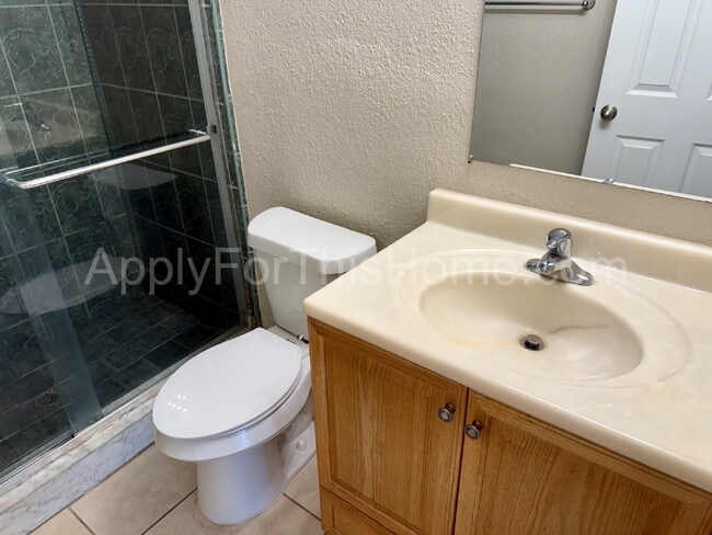 Building Photo - Single Family Home - Carrollwood Area