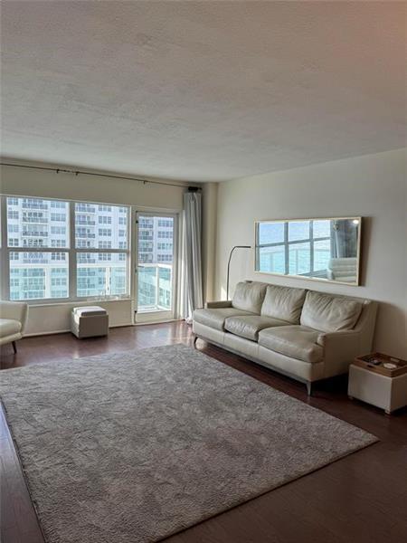 Building Photo - 3550 Galt Ocean Dr