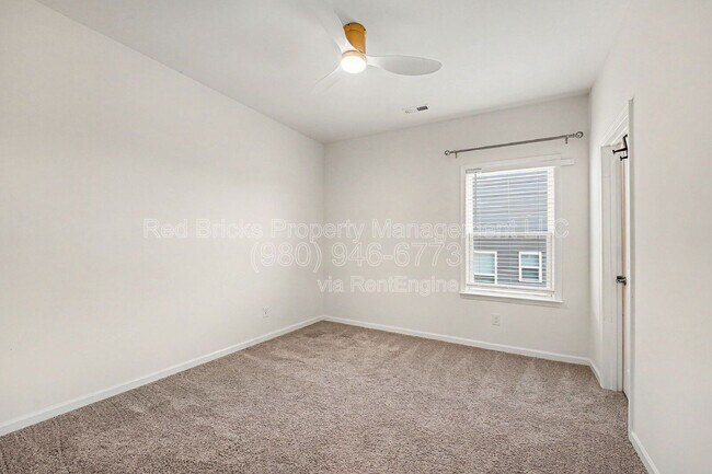 Building Photo - 13126 Chopin Ridge Rd
