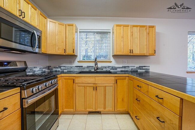Building Photo - 1290 Hoka Hay Cir