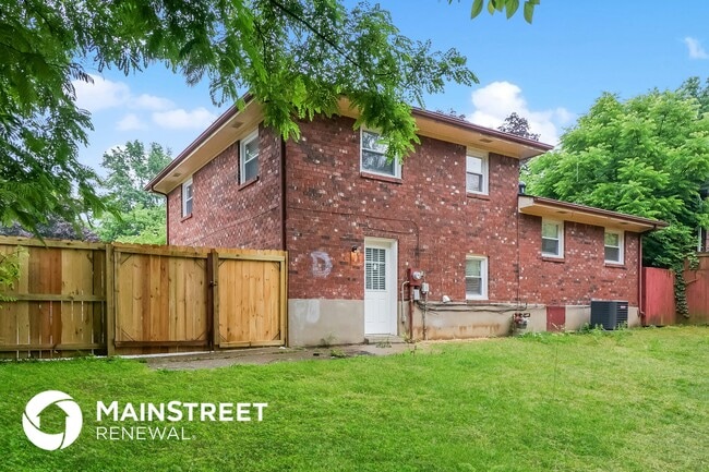 Building Photo - 1717 Birchbark Ln