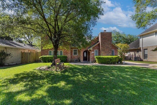 Building Photo - 20307 Hampshire Rocks Dr