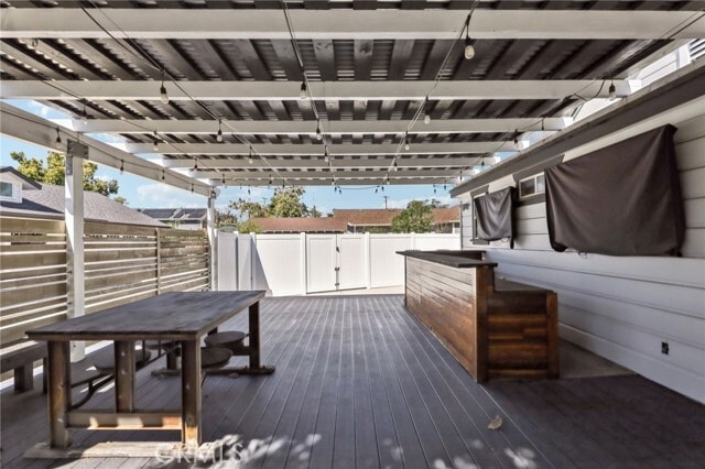 Building Photo - 230 S B St