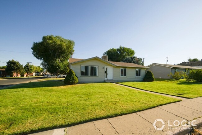 Building Photo - Gorgeous Home in Great Location!