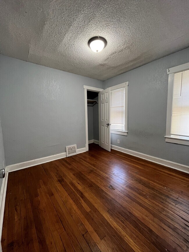 Hardwood Floors Bedroom 1 on Main level - 2913 N 27th St