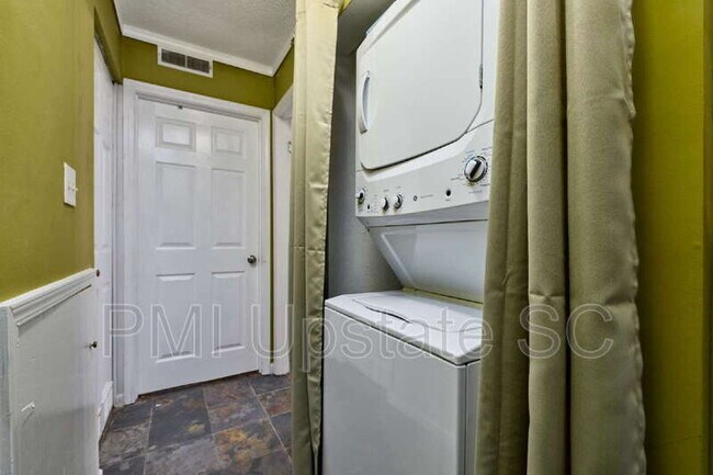 Building Photo - 98 Topsail Ct