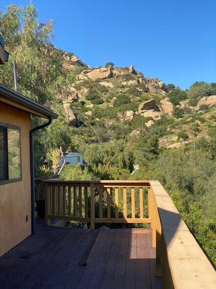 Building Photo - 47 Box Canyon Rd