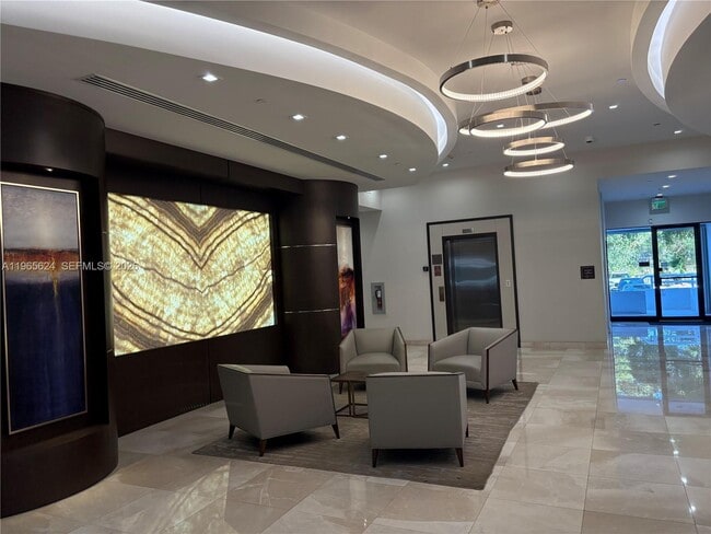 Building Photo - 20355 NE 34th Ct