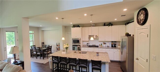 Building Photo - 2268 Hat Bender Lp