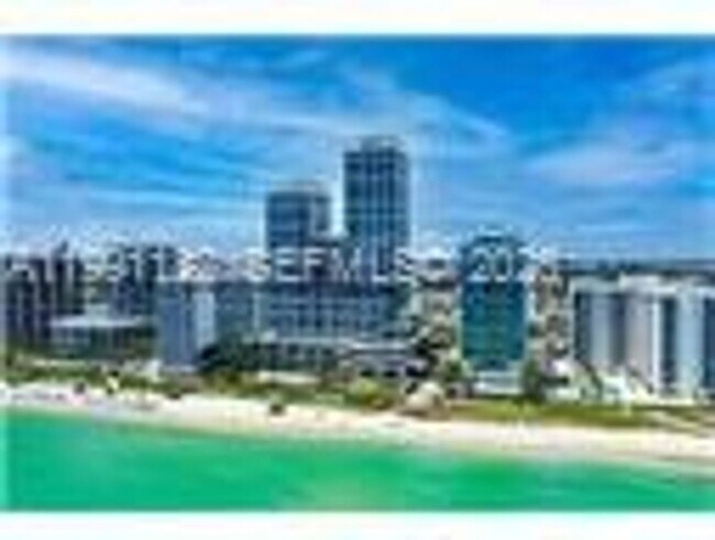 Building Photo - 6801 Collins Ave