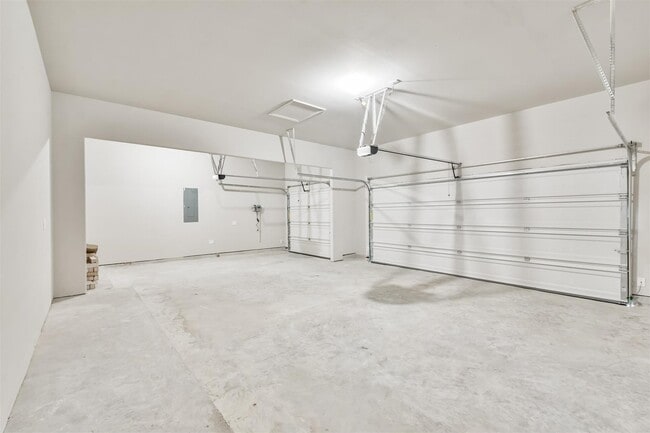 Building Photo - 8211 Chartres Wind Dr