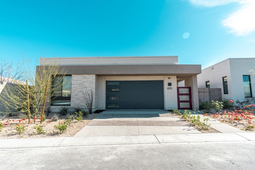 Building Photo - 825 Fountain Dr