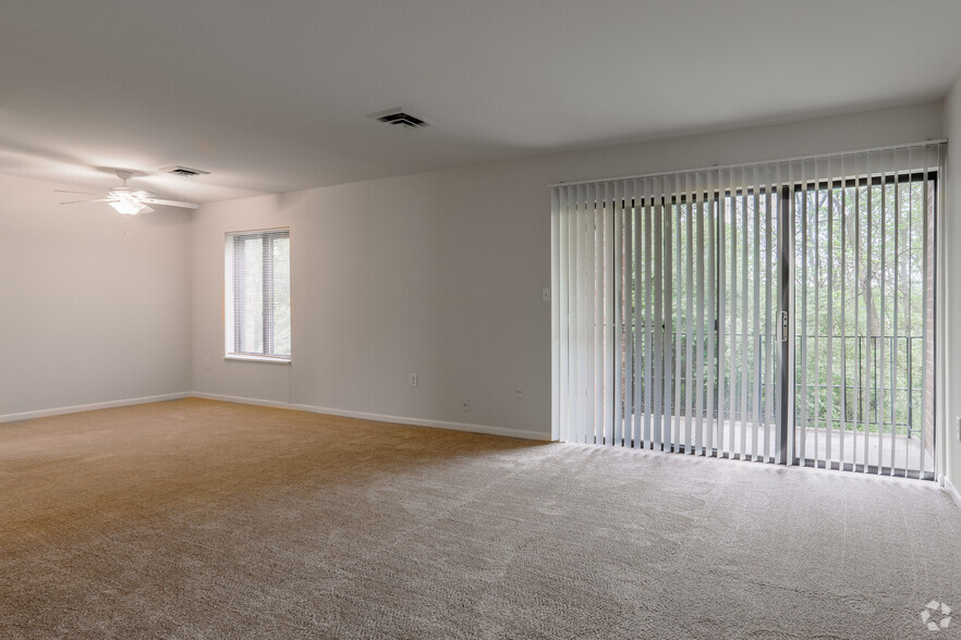 Living / Dining room - Wyoming Hills