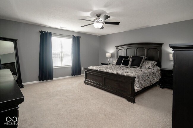 Building Photo - Spacious 4-Bedroom Home with Walk-In Closet & Community Pool in Greenwood