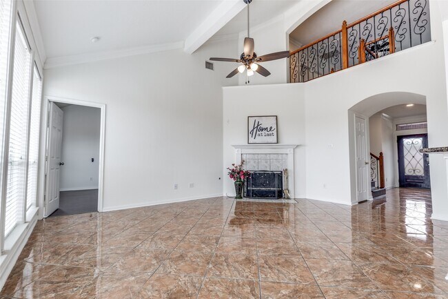 Building Photo - 212 Cedar Branch Dr