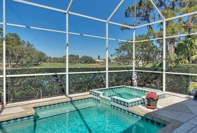 Building Photo - AVAILABLE May 1- 0CT 31ST .FURNISHED/SEASONAL.  3/2 POOL HOME IN ROSEDALE!