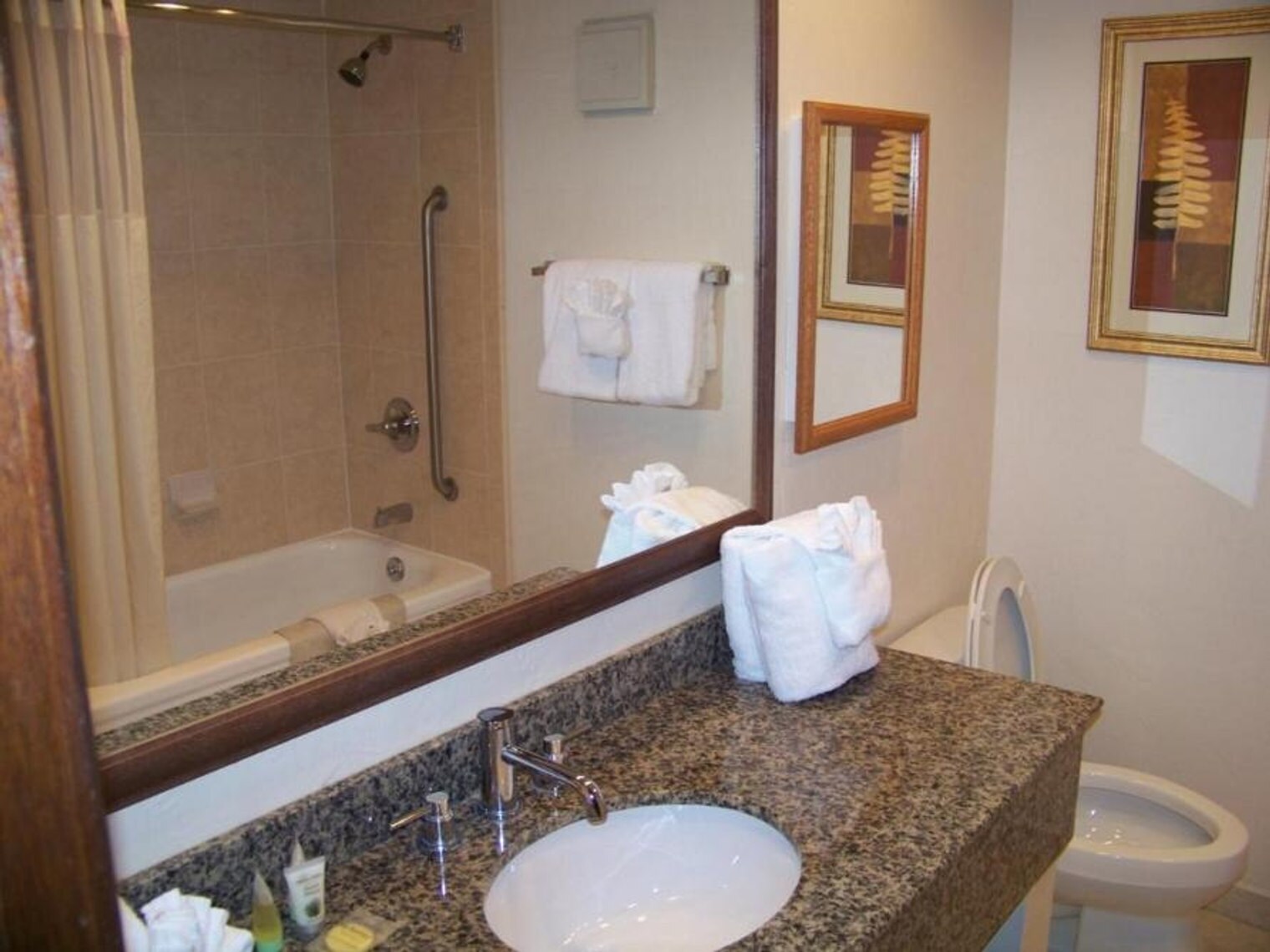 Building Photo - 1020/1-1021 Vail View Dr