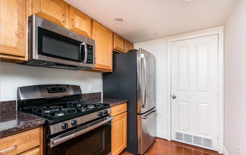 Kitchen - 414 Water St