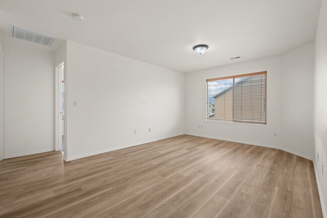 Building Photo - 2867 W 400 S