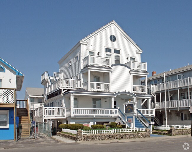 Americana at the Beach 61 Ocean Blvd Hampton NH 03842 Apartment Finder