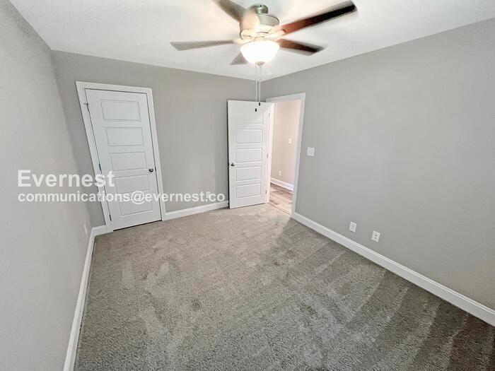 Building Photo - 1276 Cardinal Crk Dr