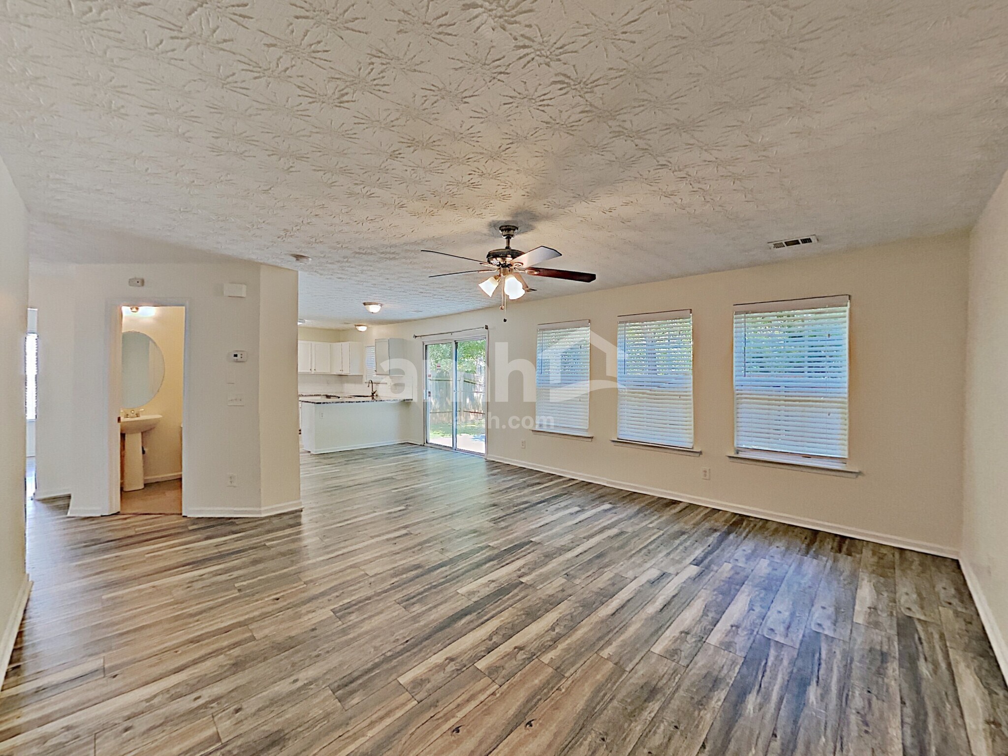 Building Photo - 159 Holly Mill Village Dr