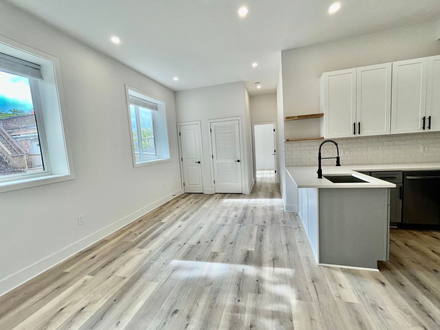 Building Photo - 1802 11th St NW