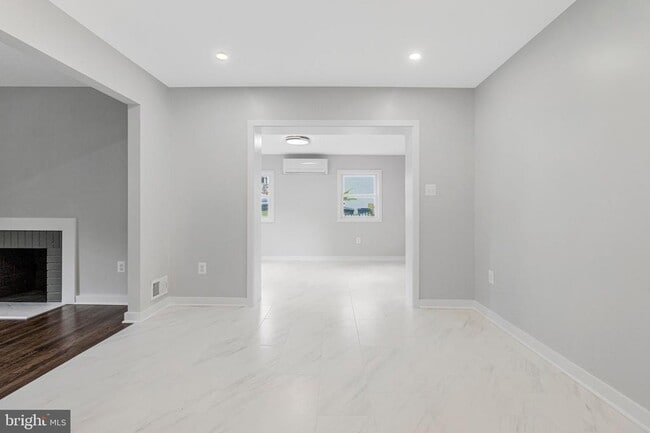 Building Photo - 5511 Callander Dr