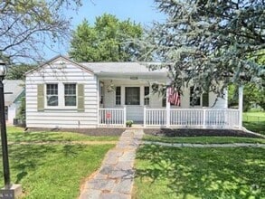 Building Photo - Colonial Park Ranch on half acre lot CD Sc...