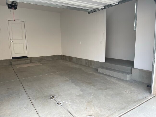 Building Photo - 2883 Villa Catalonia Ct