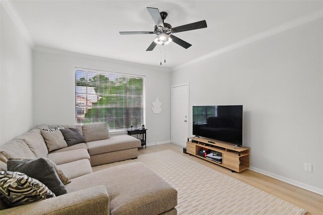 Primary Photo - 2255 Braeswood Park Dr