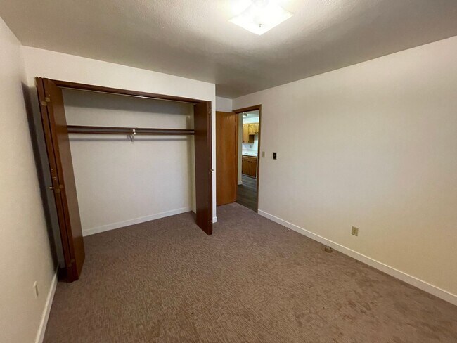 Building Photo - Hill Town Apartments: Spacious Two Bedroom...