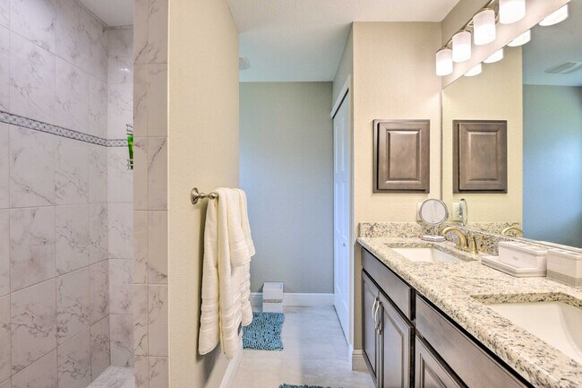 Building Photo - 2894 Maximo Rd