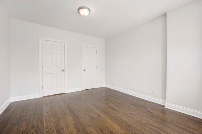 Building Photo - 4406 W Altgeld St