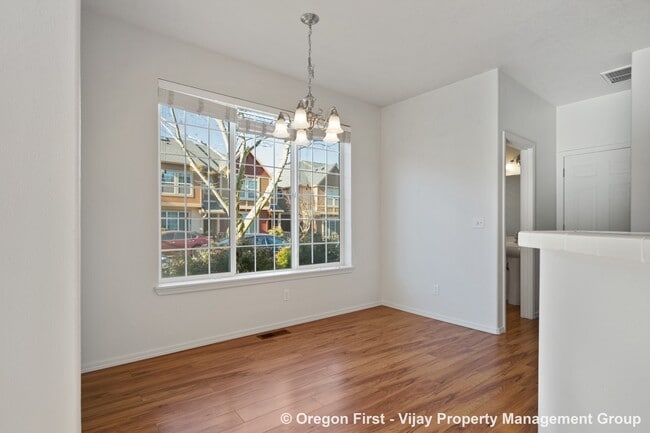 Building Photo - 17097 SW Glen Park Ct