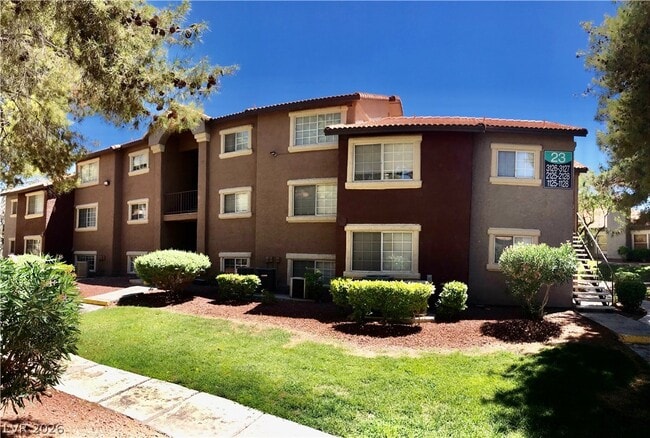 Building Photo - 2750 S Durango Dr