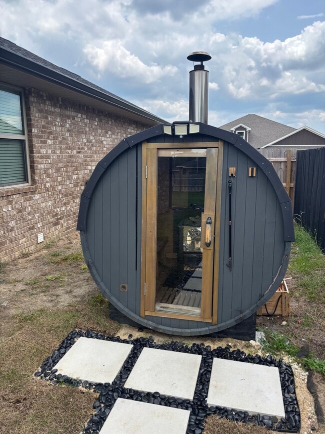 Building Photo - 5767 Marigold Loop
