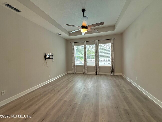 Building Photo - 505 Windwalker Dr