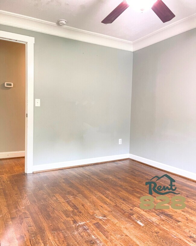 Building Photo - 726 Brookside Camp Rd