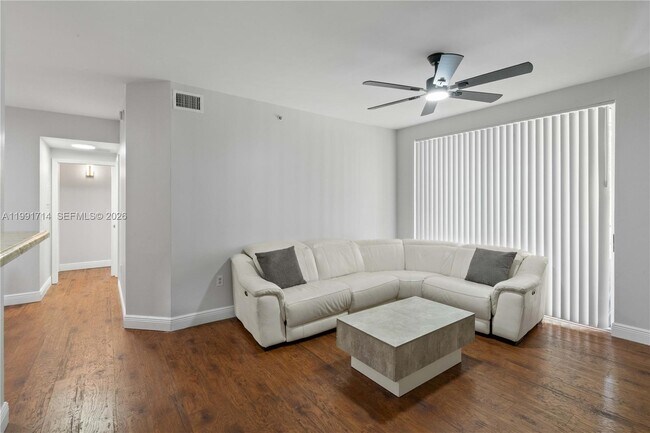 Building Photo - 2120 W Preserve Way