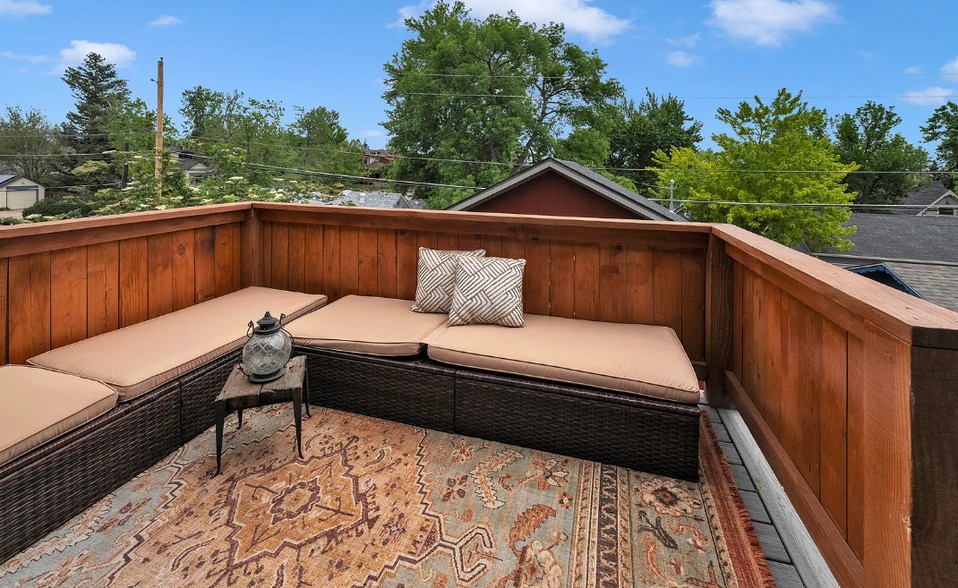 Primary Deck - 1036 Lincoln Ave