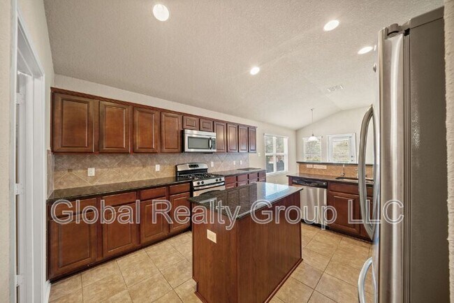Building Photo - 7234 Glen Ellen Bay