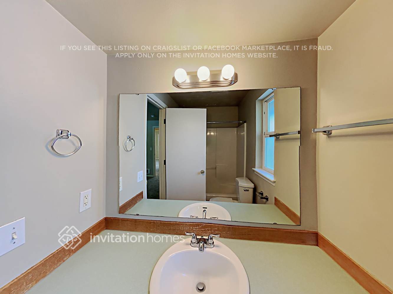 Building Photo - 3029 Silver Crest Dr