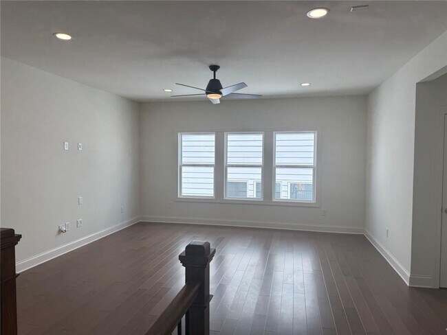 Building Photo - 2009 Vesper Pointe