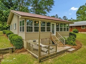 Building Photo - 261 Mill Branch Rd